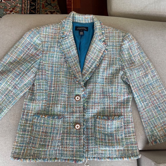 Tweed blazer! - Picture 9 of 9